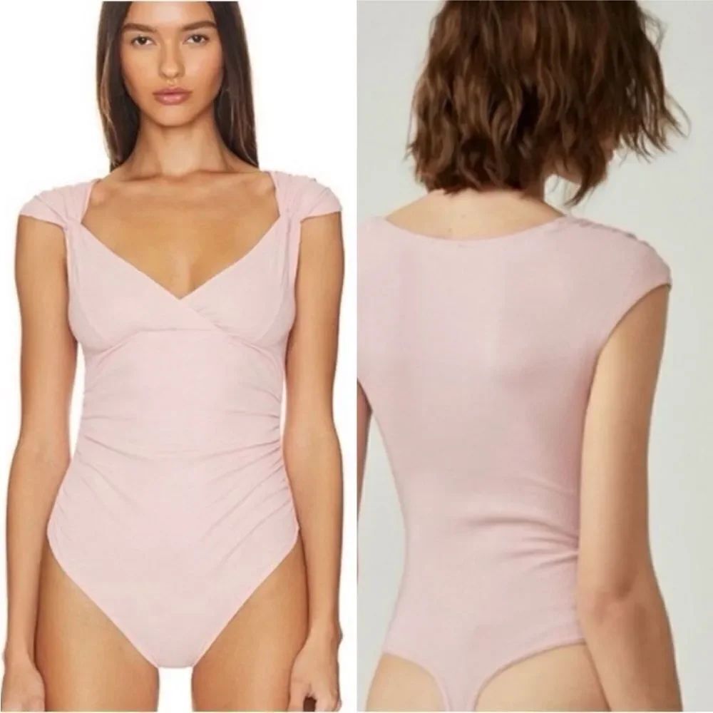 NWT Free People Another Love Cap Sleeve Stretch
Bodysuit Pink Size XLarge